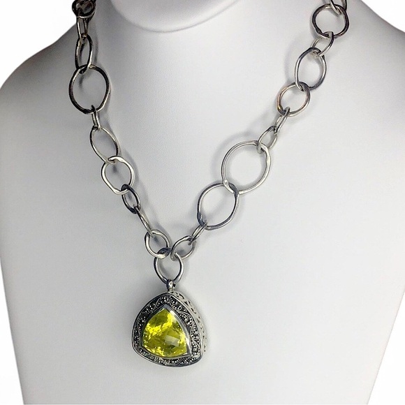 LOIS HILL Yellow Topaz Trillion Cut Sterling Silver Pendant Open Link Necklace - Picture 4 of 17